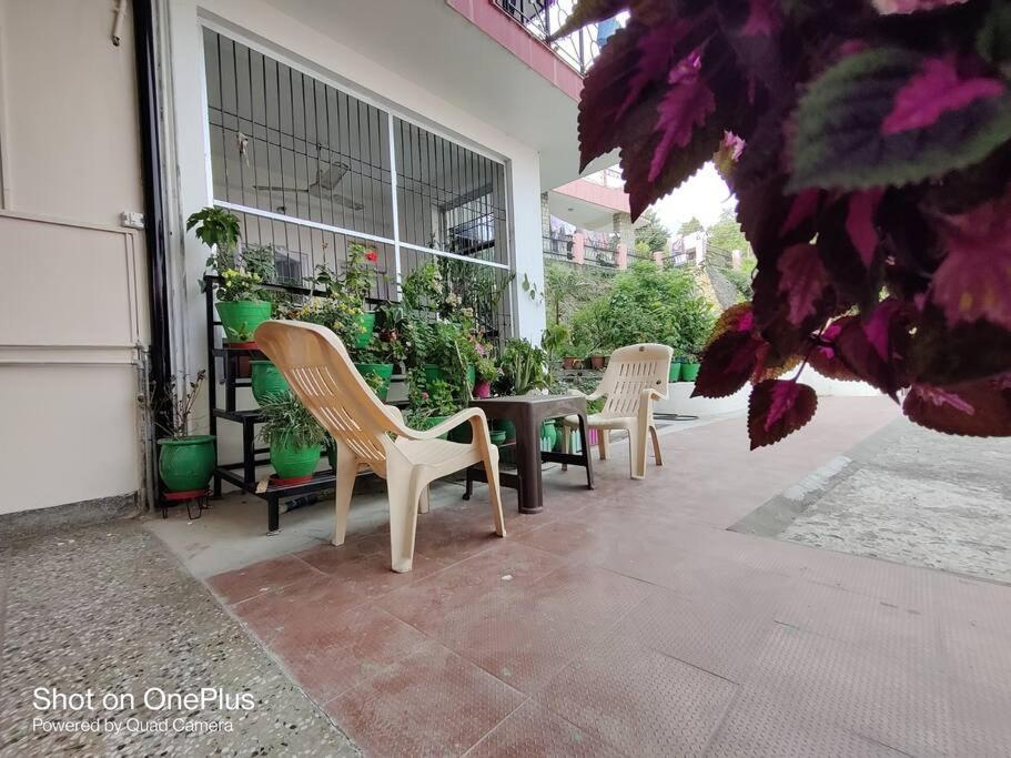 The Wintercrest Villa Dharamshala Exterior photo